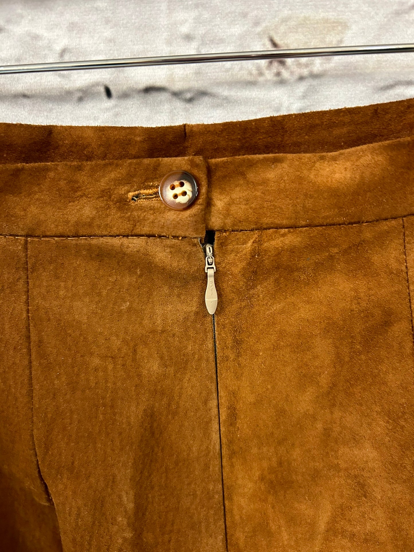 1970s Style Tan Suede Skirt Size 10