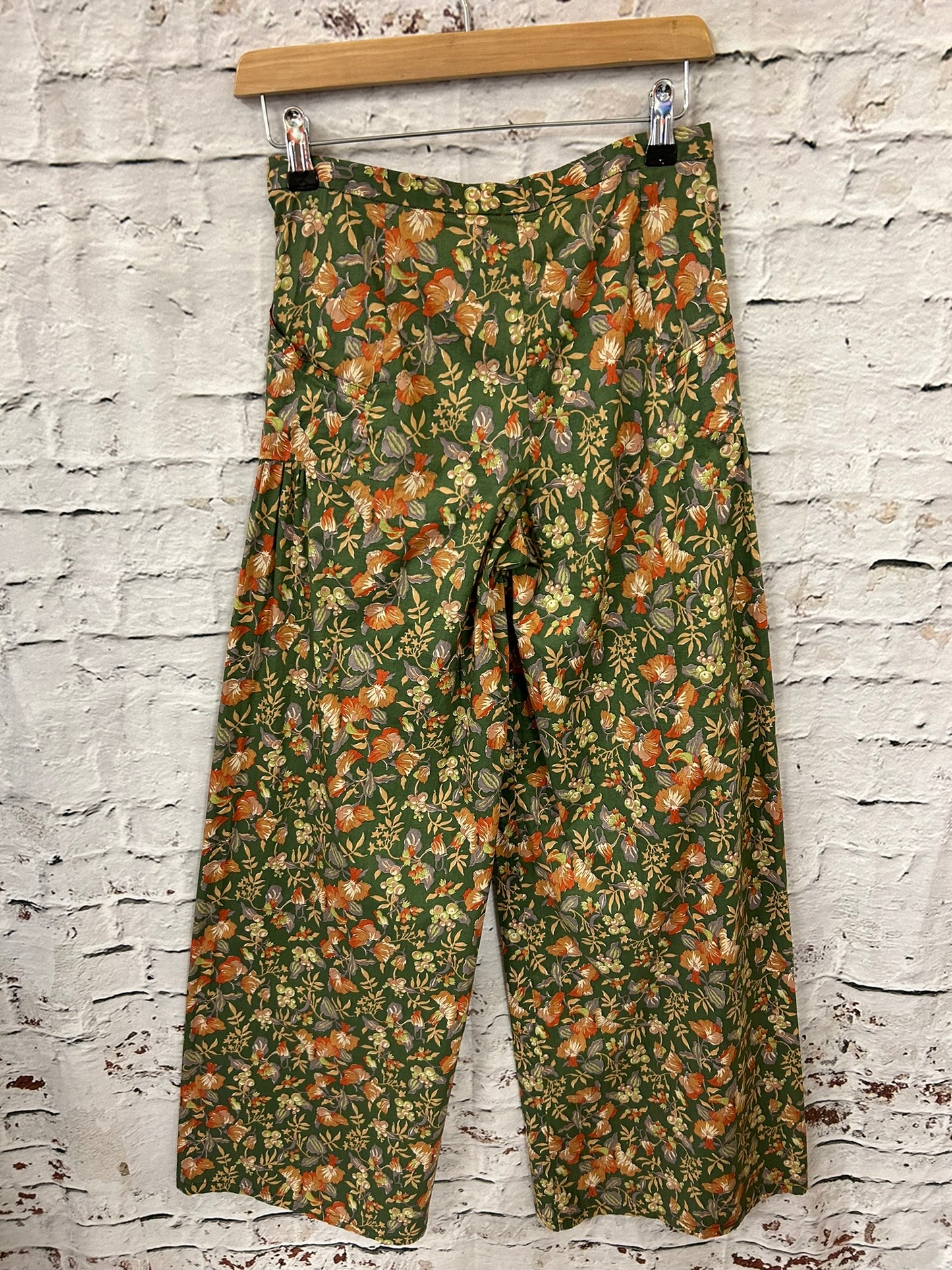 1960s Wide Leg Lightweight Trousers with Pockets Size 8