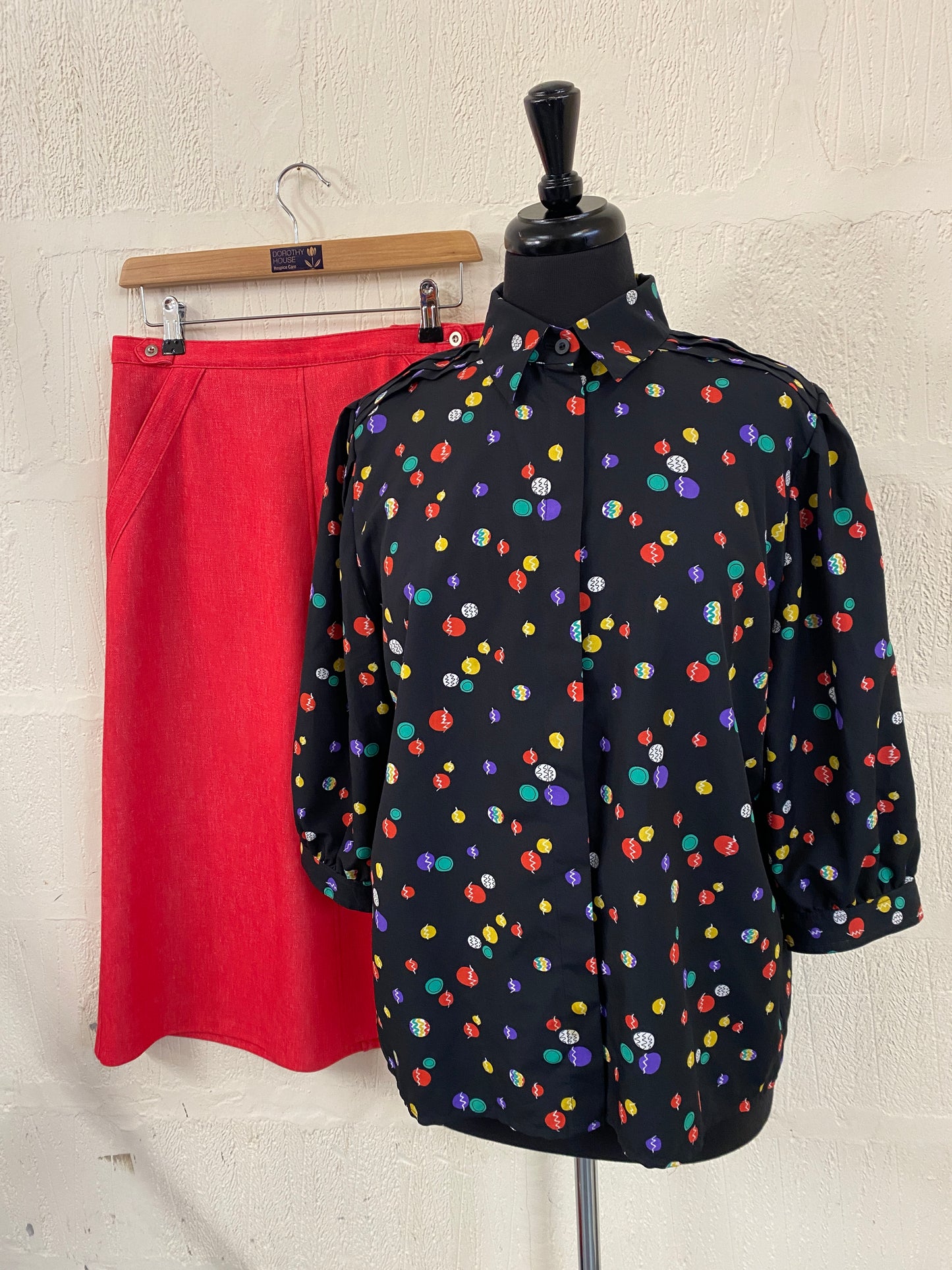 Vintage Black Blouse with Bauble Pattern. 3/4 Length Sleeve. Size 12