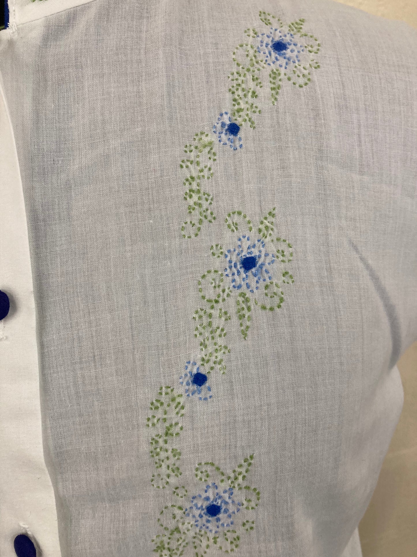Vintage Cream with Blue Details and Embroidery Shirt Size L