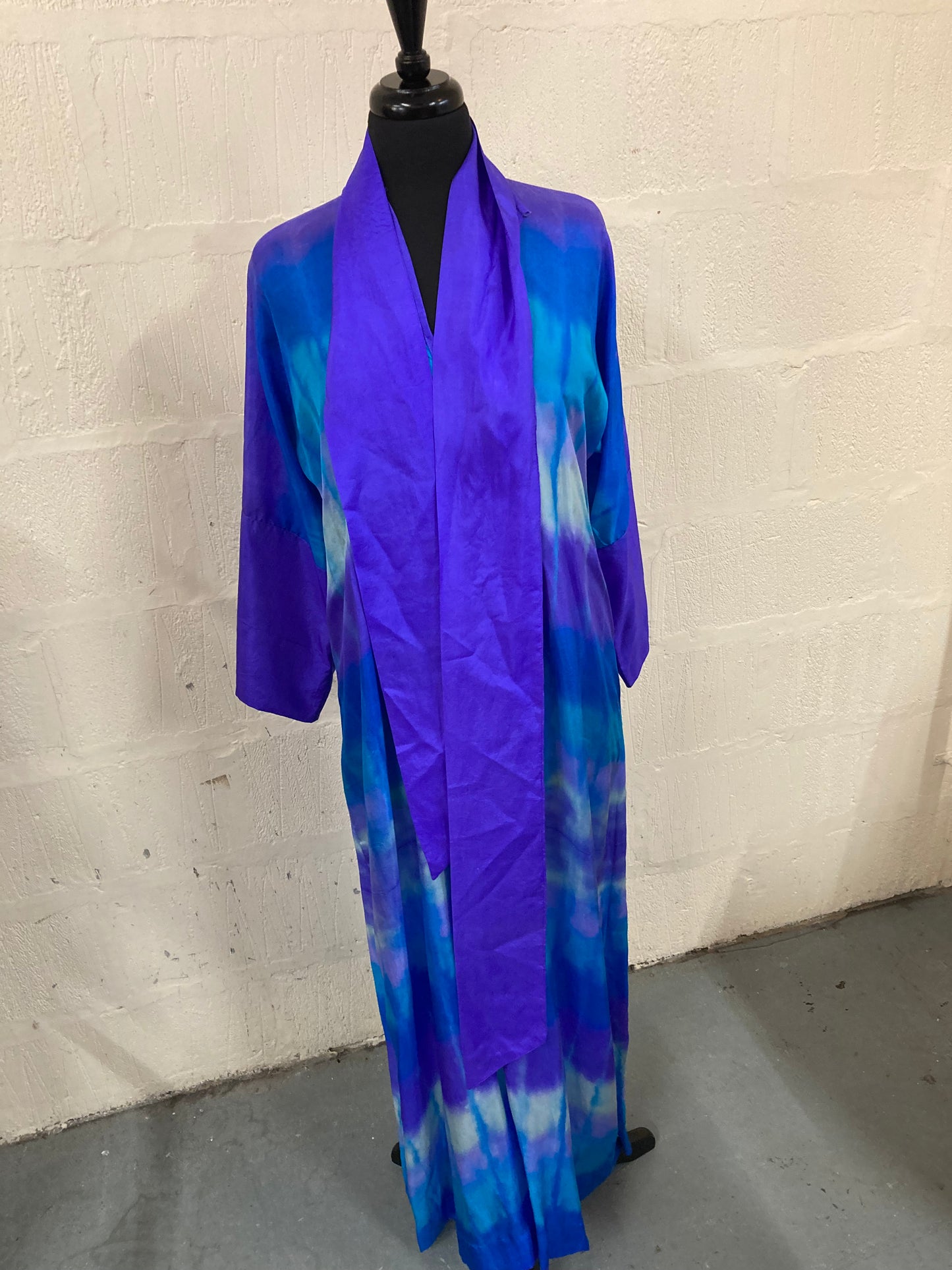 1970s style Blue and Purple Silk Kaftan Size 16