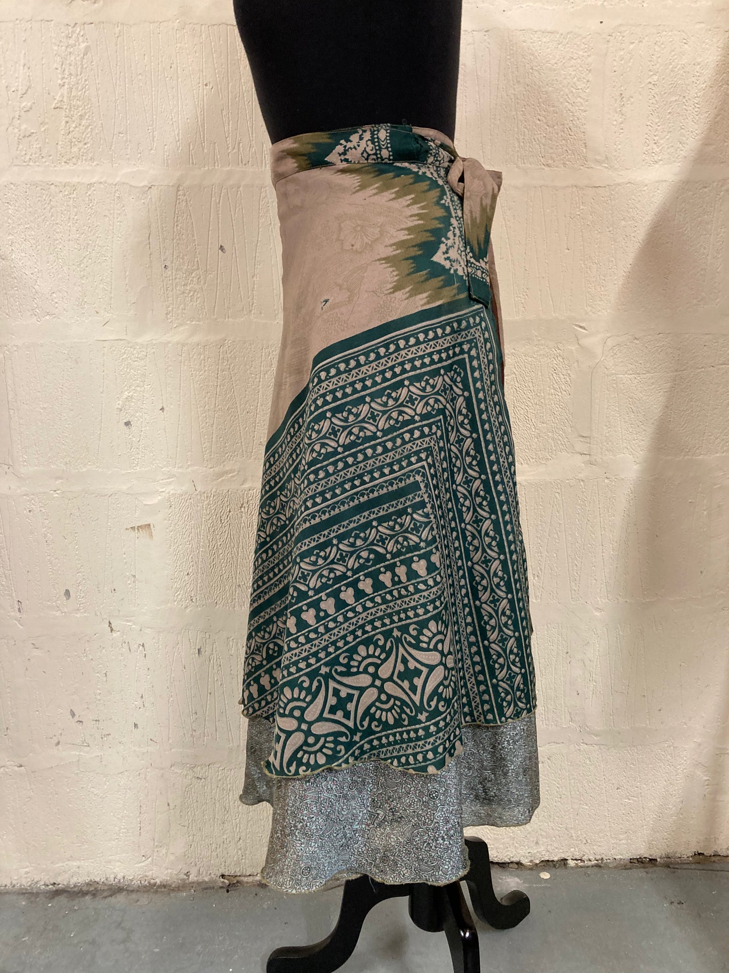 00s Hand Made Green and Turquoise Wrap Skirt Size 10-18