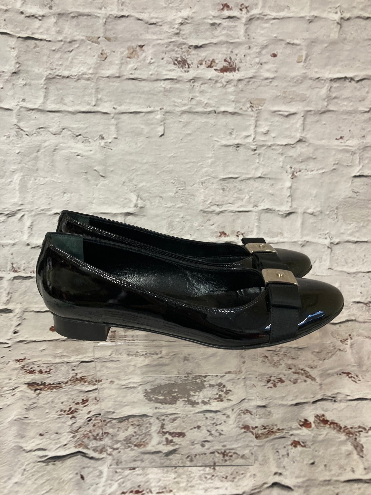 Vintage Russell & Bromley Black Patent Pumps Size 7 (EU 40.5)