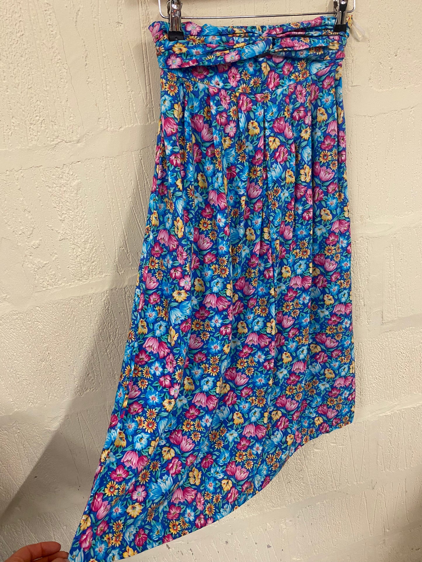 Vintage Flowy Blue Floral Skirt Size 8