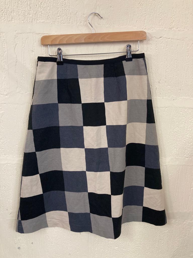 1990s Laura Ashley Navy and Cream A Line Checked Skirt Size 10