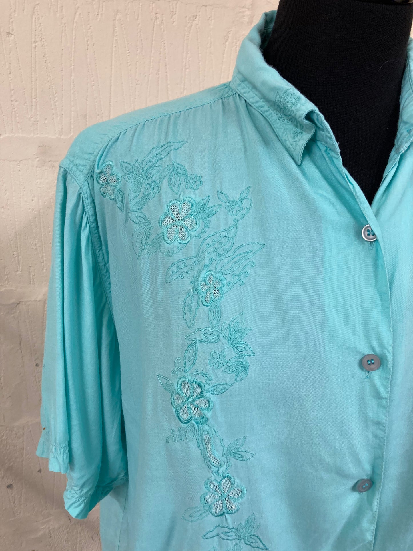 1980s Short Sleeve Turquoise Embroidered Shirt Size 12