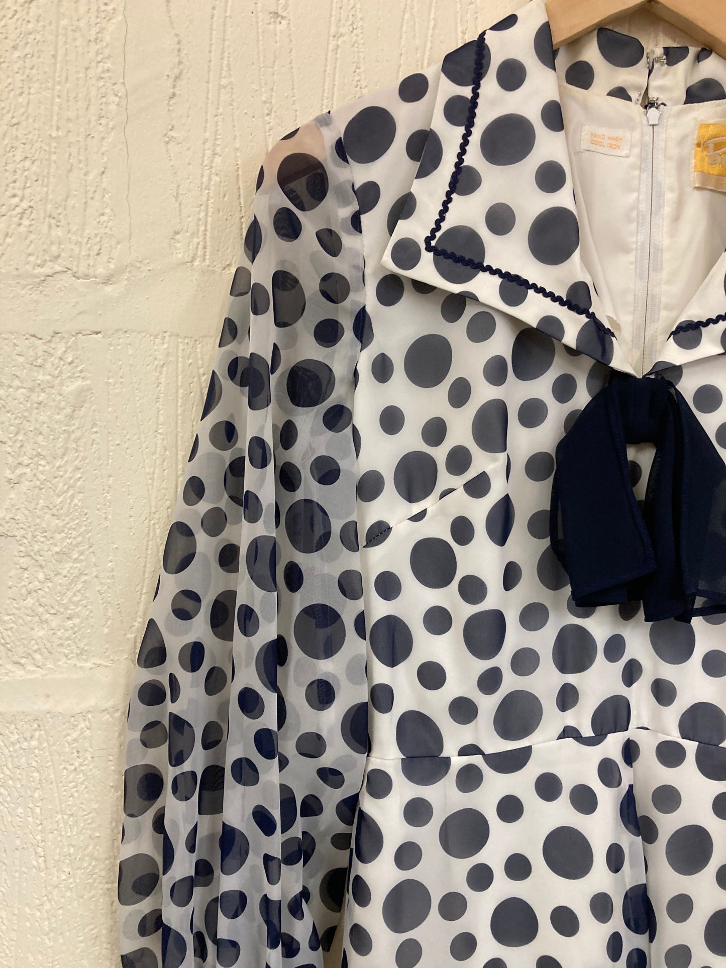 1970s Berketex White with Navy Spots Maxi Dress Size 8/10