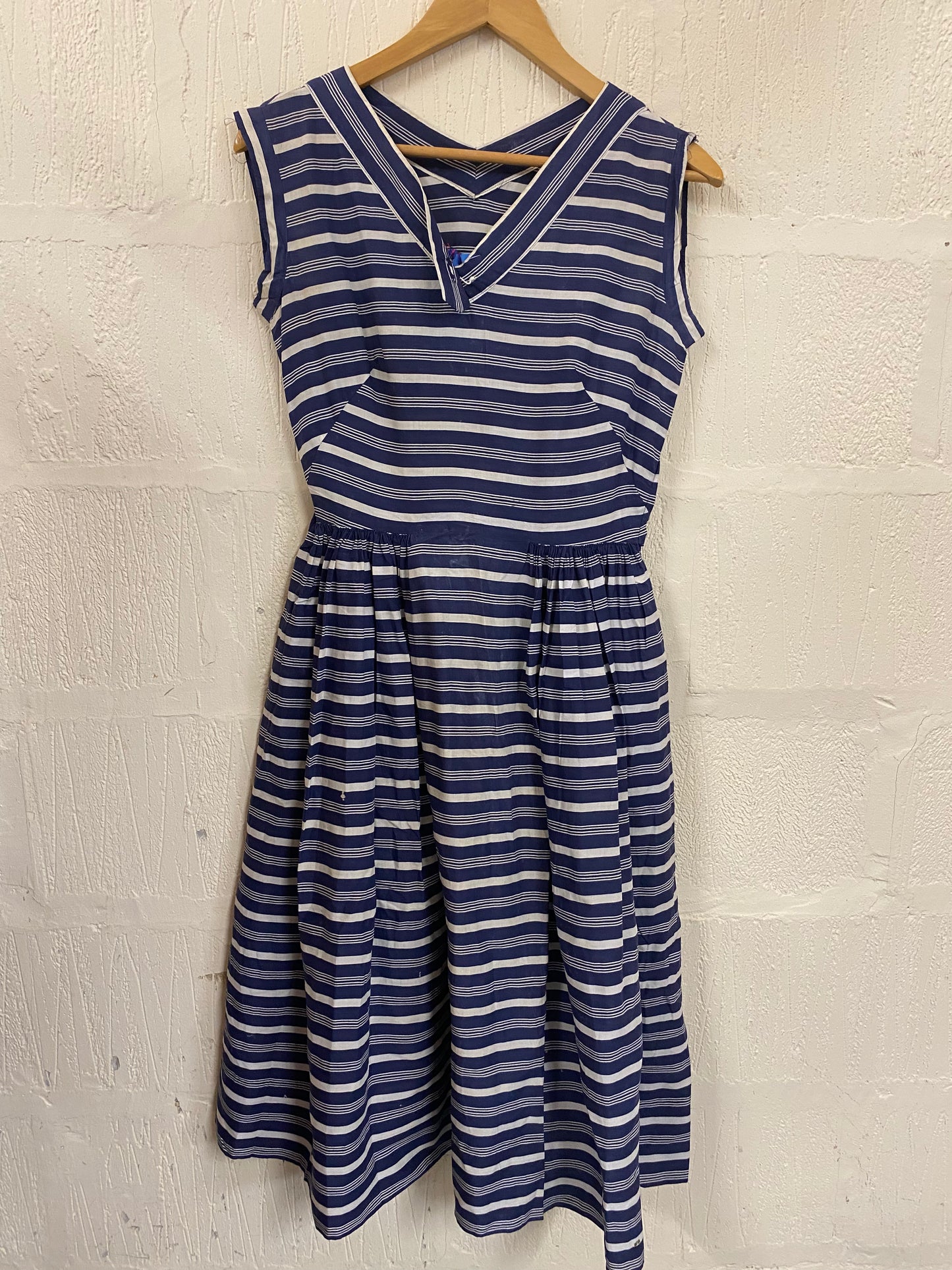 Vintage 1950s Blue and White 1950s Hand Made dress Size 6