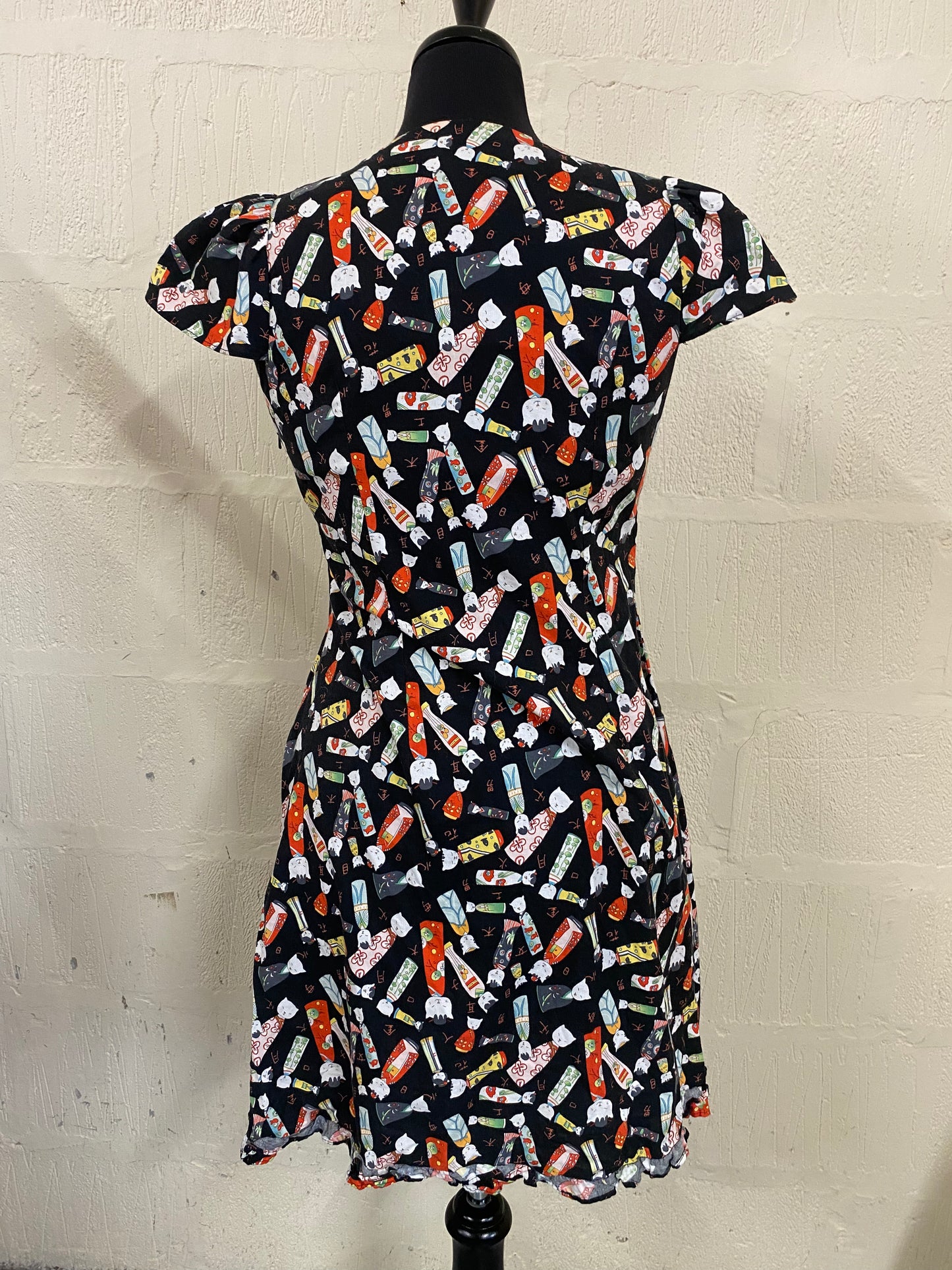 Get Cutie Cats in Kimonos Print Dress Size 12