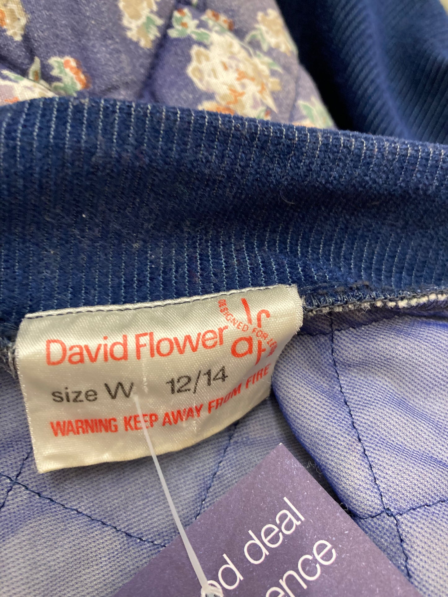 1970s Dark Blue with Floral Quilting Housecoat l Coat Size 12/14