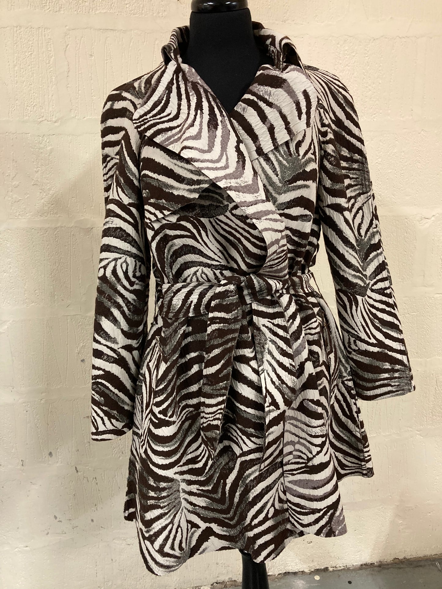 BNWT Brown and White Animal Print Mid Thigh Trench Size 12