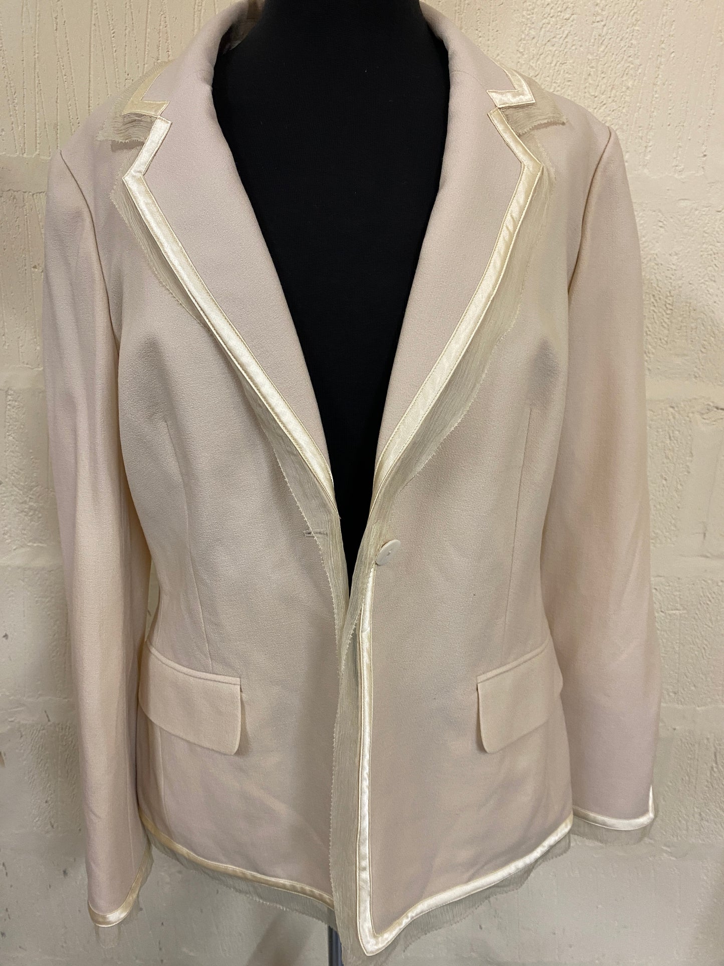 Ivory Fenn Wright and Manson Blazer Size 16