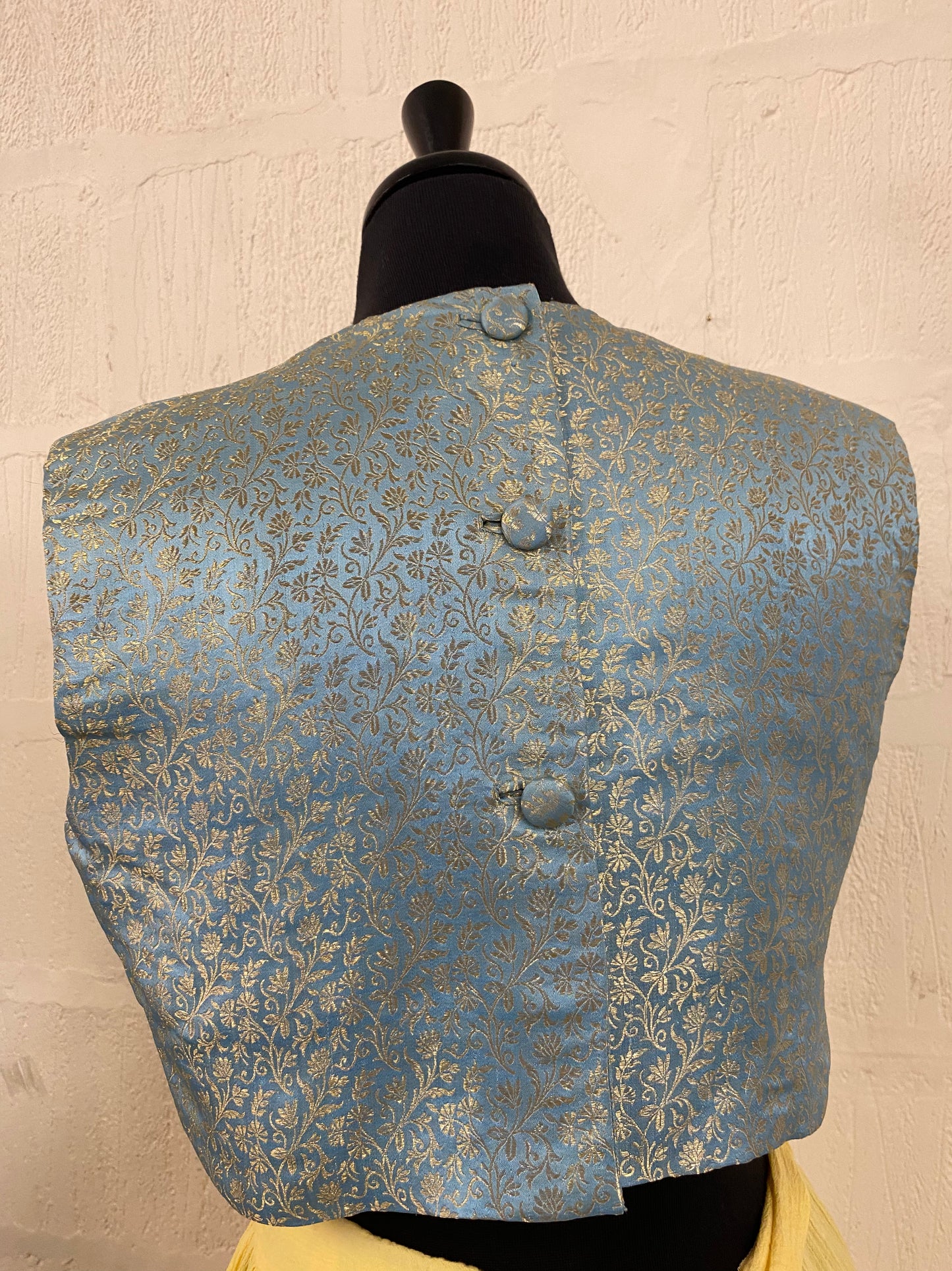 Vintage Sleeveless Crop Top Size 10-12