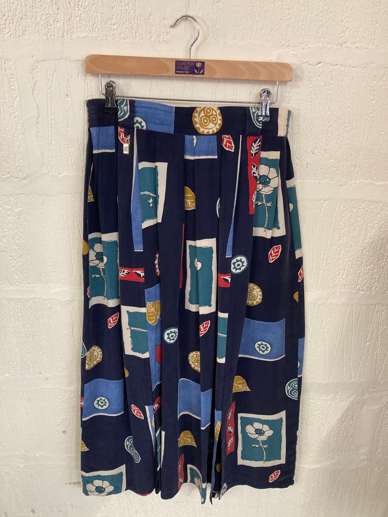 Vintage Navy with Geometric Pattern Skirt 12