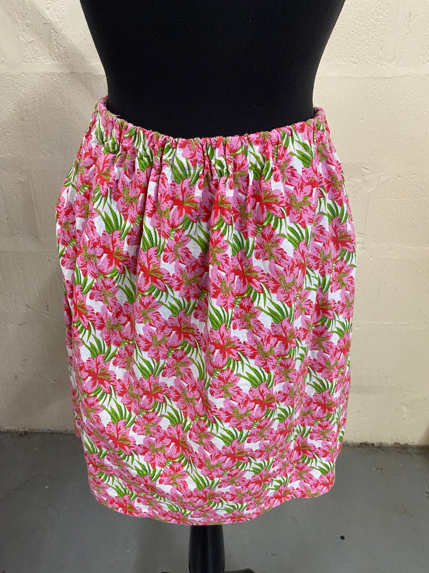 Hand Made White with Pink and Green Lily patterned Skirt Size 12