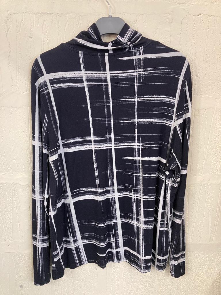 Vintage Jaeger Black and White Jersey Roll Neck Top Size XL
