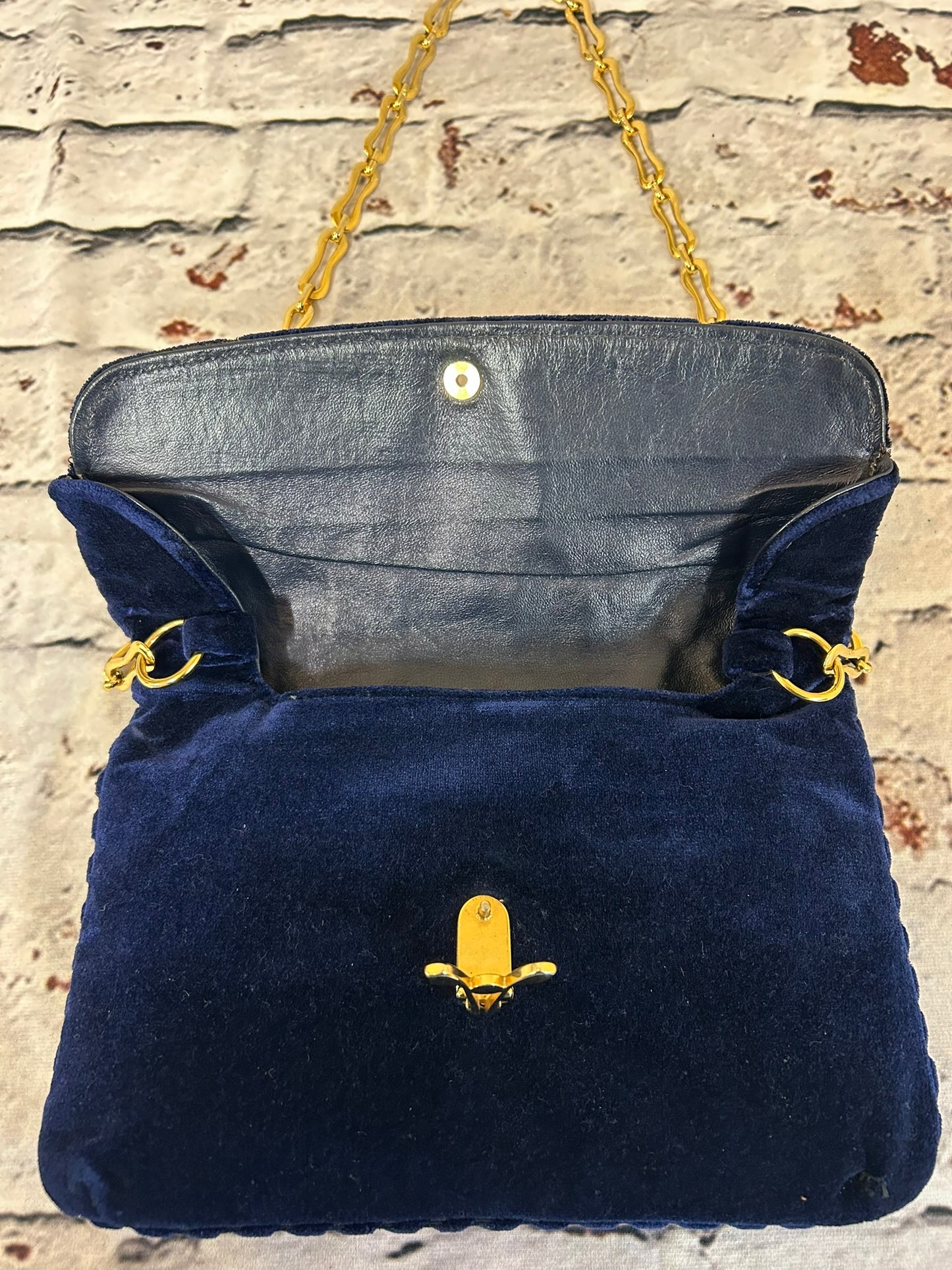1970s Midnight Blue Velvet Shoulder / Clutch Bag with Gold Chain