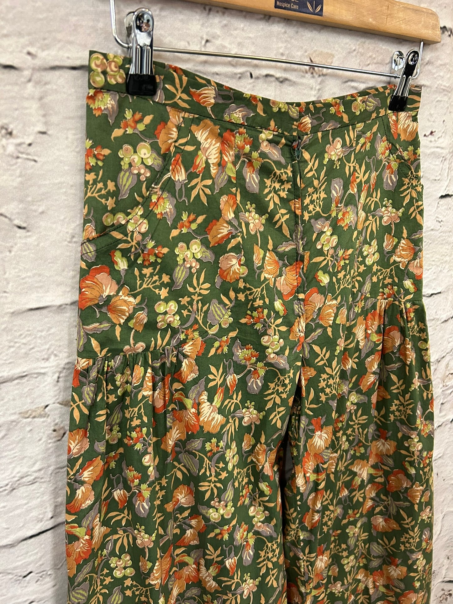 1960s Wide Leg Lightweight Trousers with Pockets Size 8