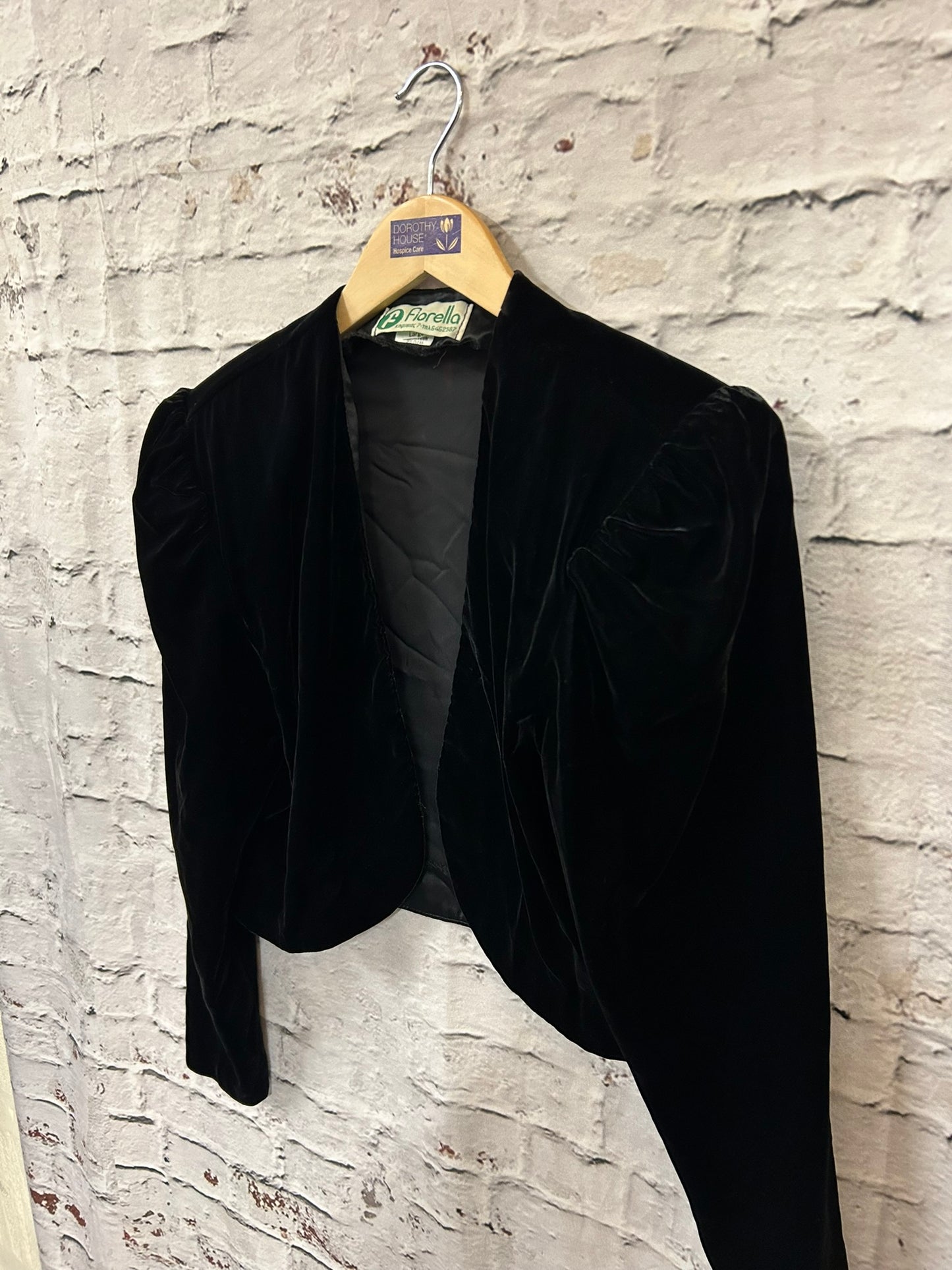 1980s Black Velvet Bolero Jacket Size 10-12