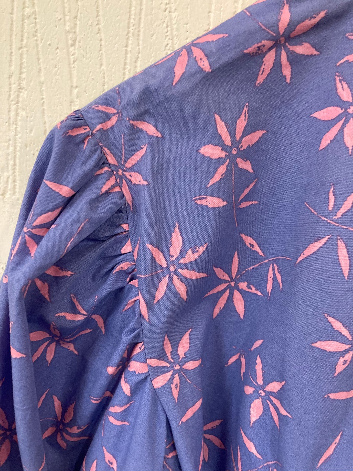1950s Style Hand Made Violet and Pink Floral Blouse Size 12