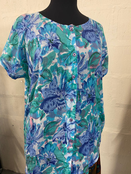 Vintage 1990s Style Fine Cotton Splashy Blue Blouse Size 20