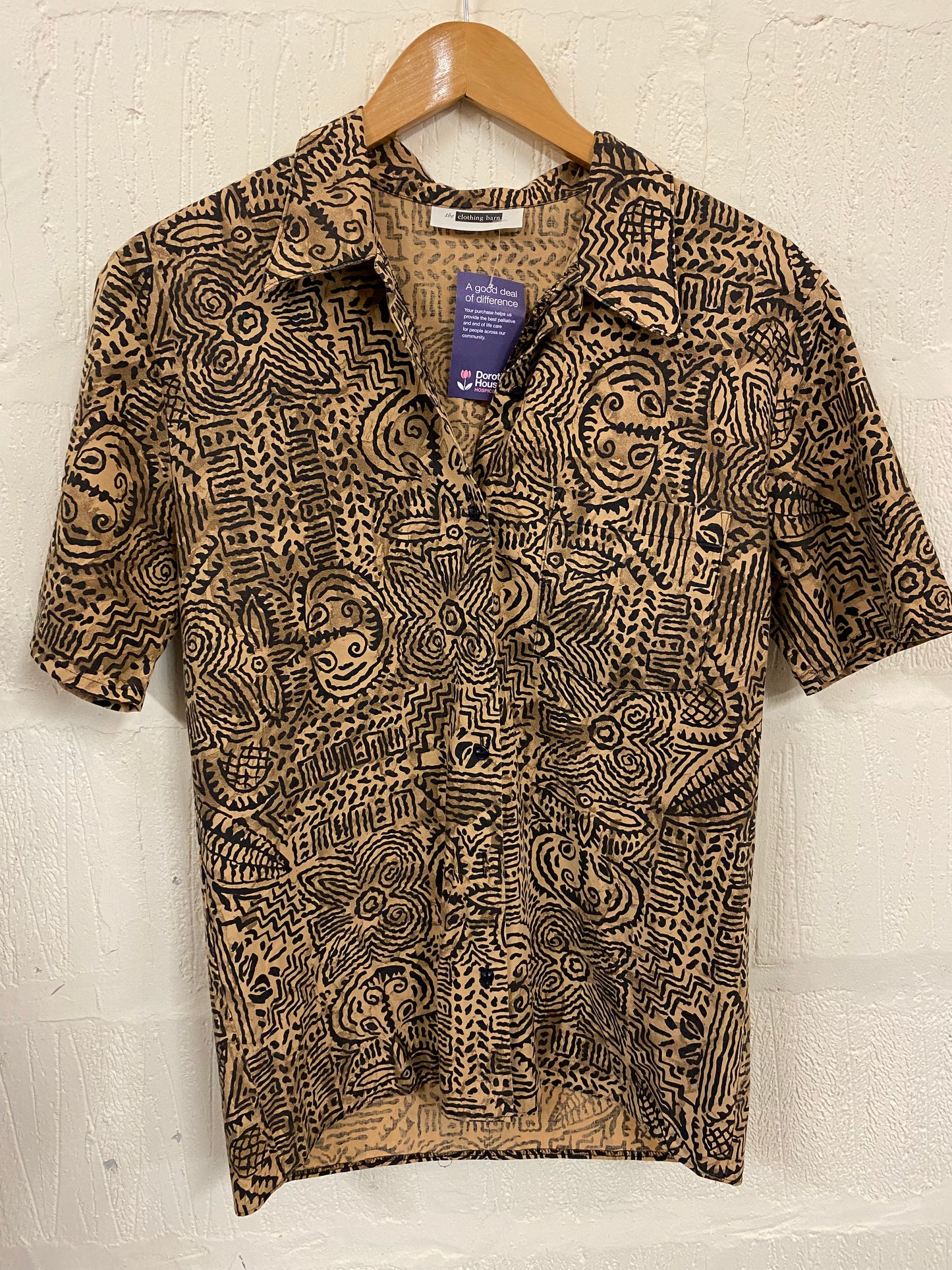 1950s Style Havana Vibes Tan and Black Patterned Cotton Shirt  Size 10