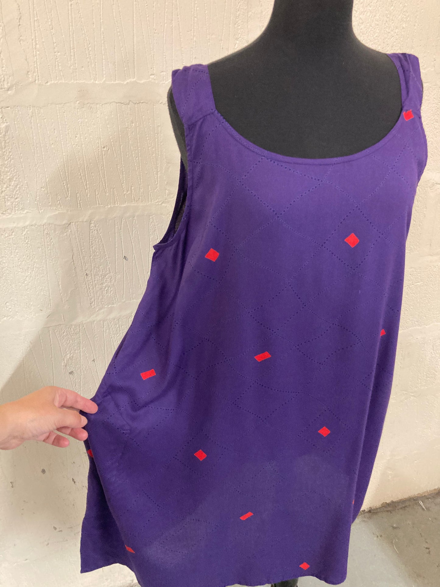 1960s Style BNWT Purple and Red Sleeveless A Line Shift Dress Size 18