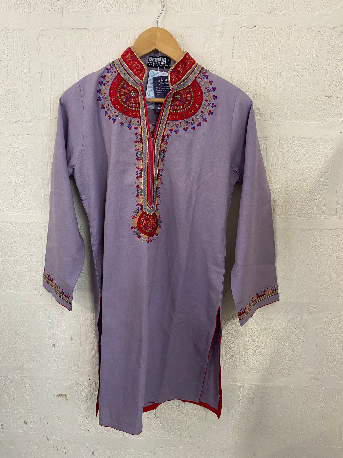 Preloved Purple Embroidered Kurta Shirt. Size M- L