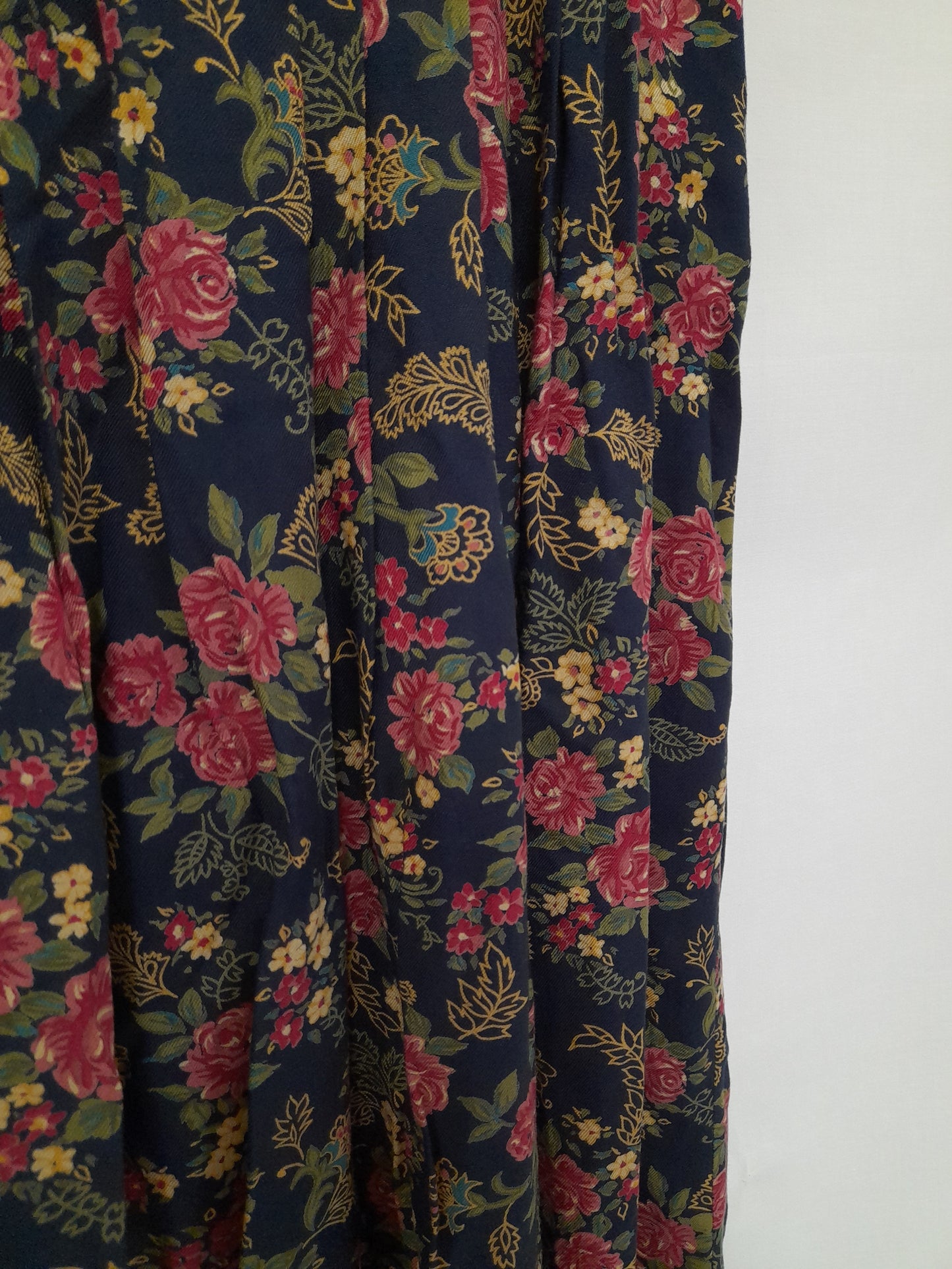 Vintage Floral Navy Skirt Size 16