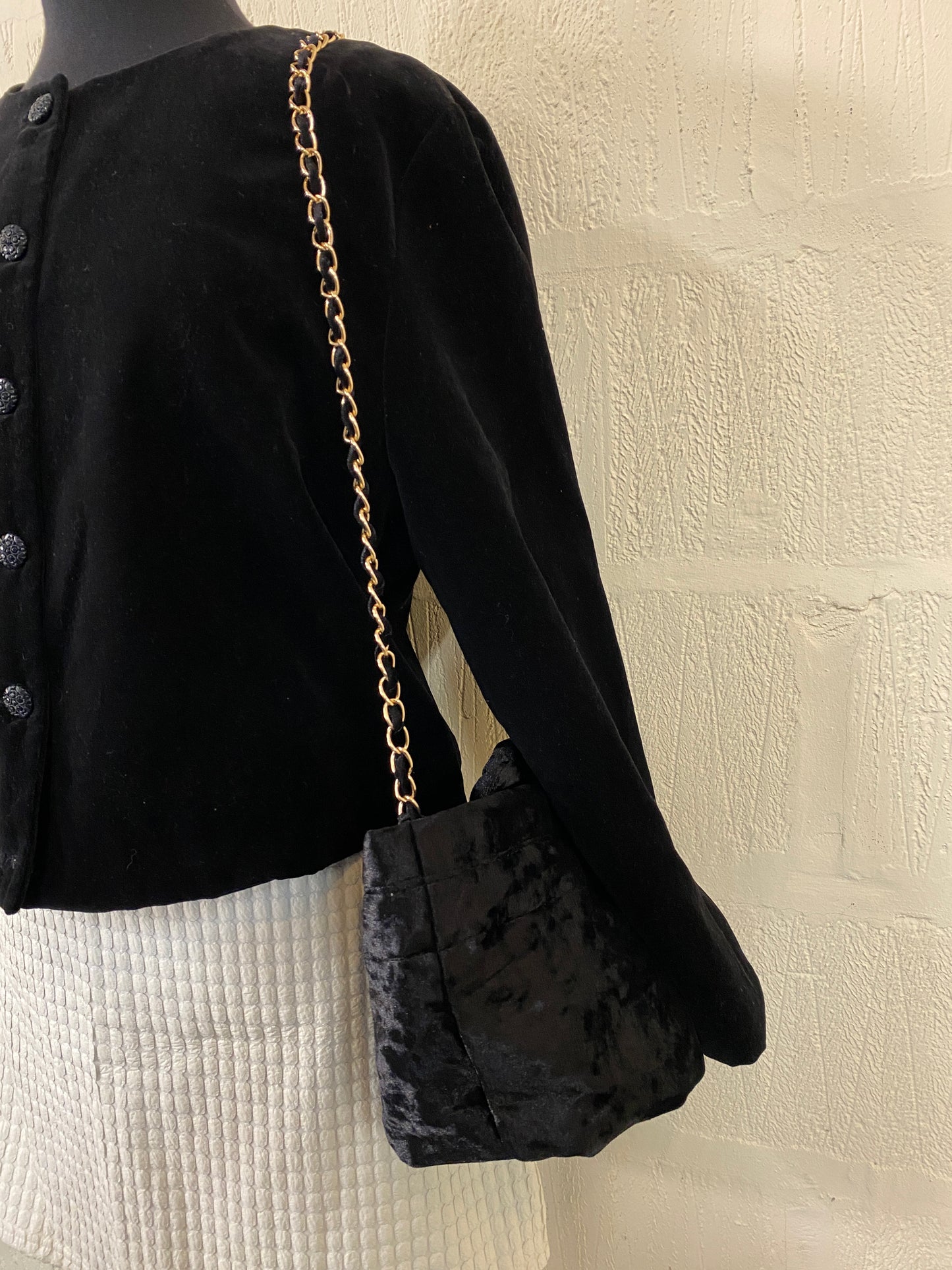 Vintage Black Velvet Cropped Jacket Size 12-14