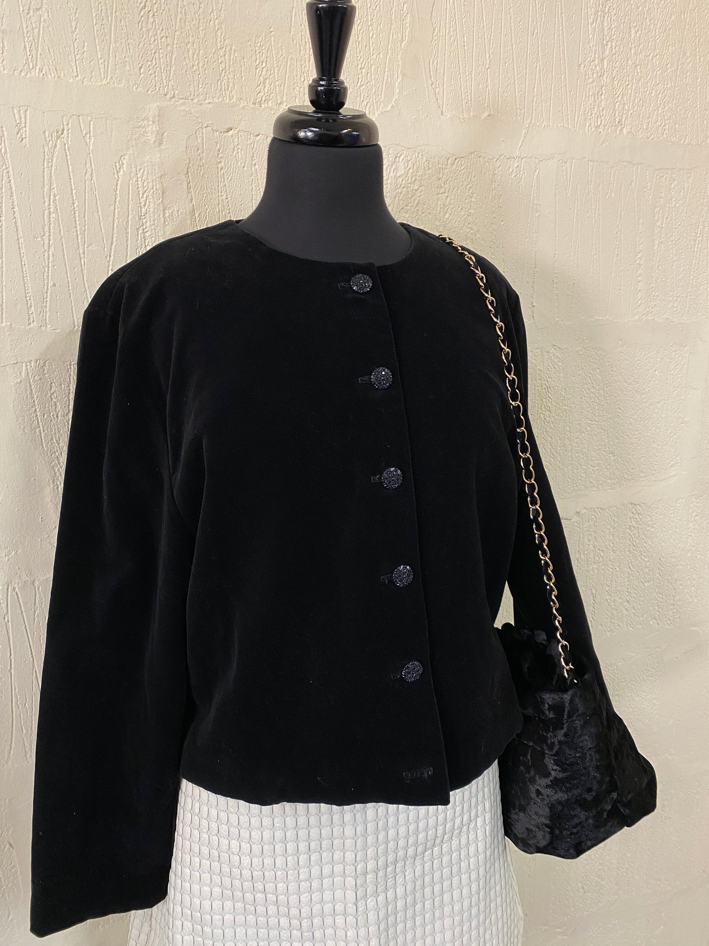 Vintage Black Velvet Cropped Jacket Size 12-14