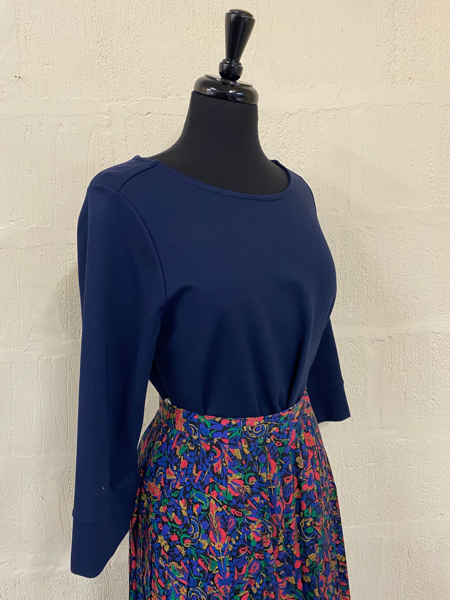 Vintage Midi Skirt Multi Colour Size 4-6