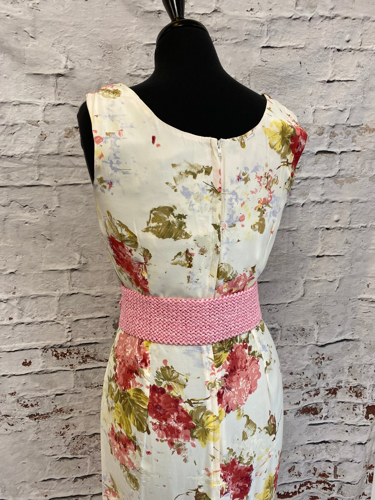 Ladies Cream and Peach Floral Print Dress Size 12