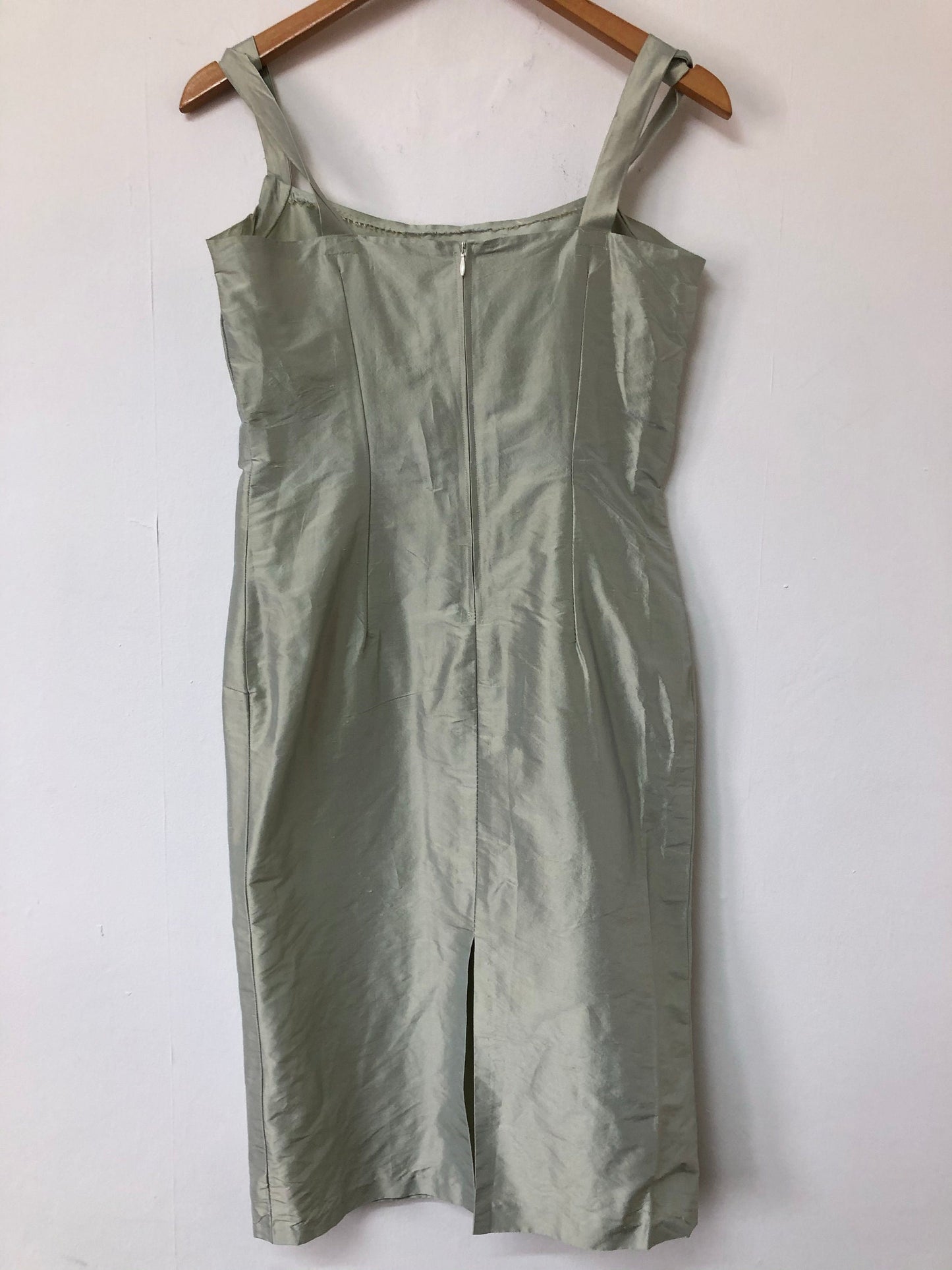 Ladies Vintage Hand Finished Pale Green Fitted Sheath Dress Size 8/10