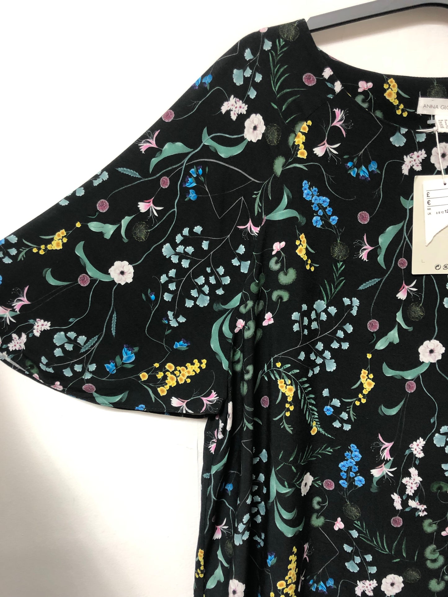 Anna Glover X H&M Black Floral Print Top Size 12 BNWT
