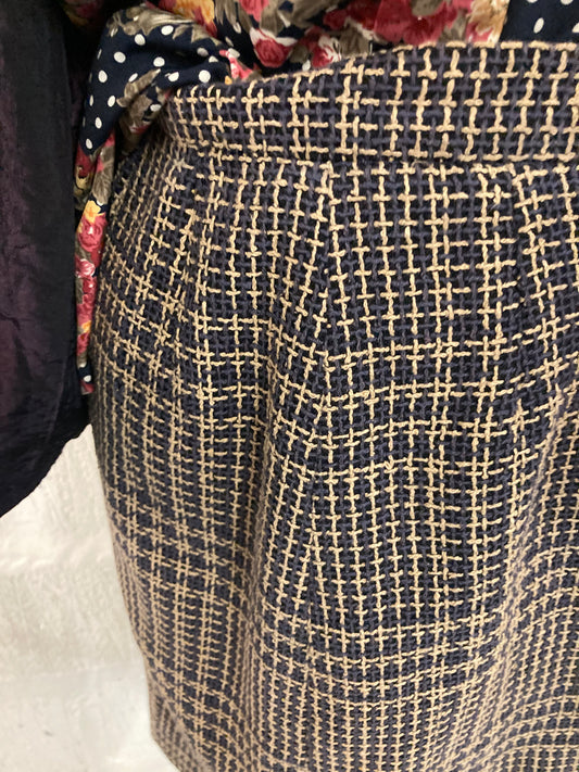 Vintage Jaeger Grey and Beige Woven Pencil Skirt Size 10